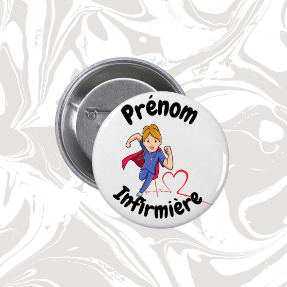 👉 Badge prénom personnalisable “Infirmière super-héroïne”