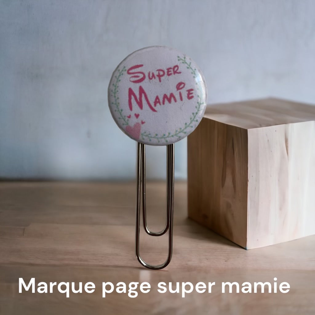 👉 Marque-pages Mamie – Des attentions tendres pour les lectrices