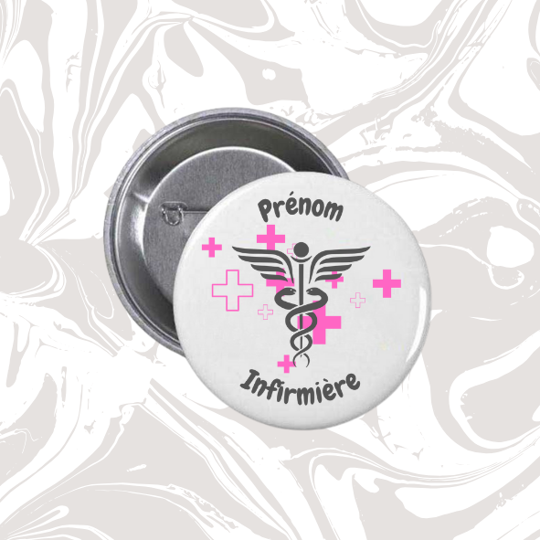 👉 Badge prénom personnalisable “Infirmière symbole médical”