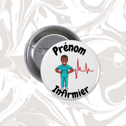 👉 Badge prénom personnalisable “Infirmier cartoon en uniforme vert”