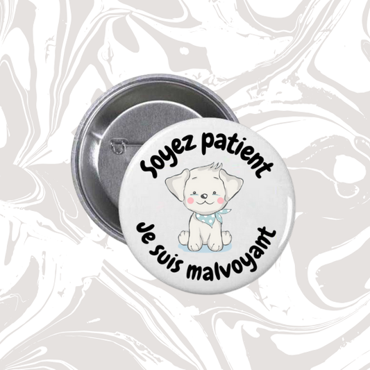 👉 Badge enfant “Soyez patient – Je suis malvoyant” (petit chien)