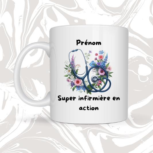 👉 Mug personnalisé infirmière – "Super infirmière en action" 🌸👩‍⚕️