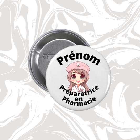 👉 Badge personnalisable – Préparatrice en Pharmacie Kawaii 💊✨