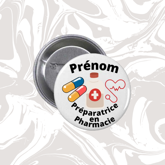 👉 Badge personnalisable – Préparatrice en Pharmacie 💊