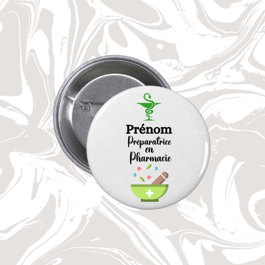 🏷️ Badge personnalisable – Préparatrice en Pharmacie 💊