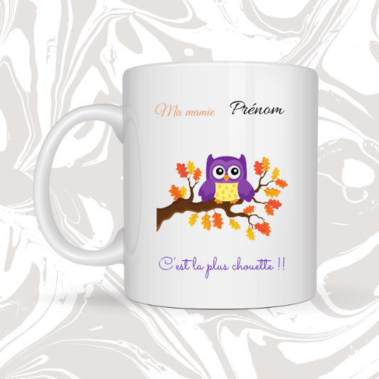 👉 Mug personnalisé 🦉 "Ma mamie prénom – C’est la plus chouette !"