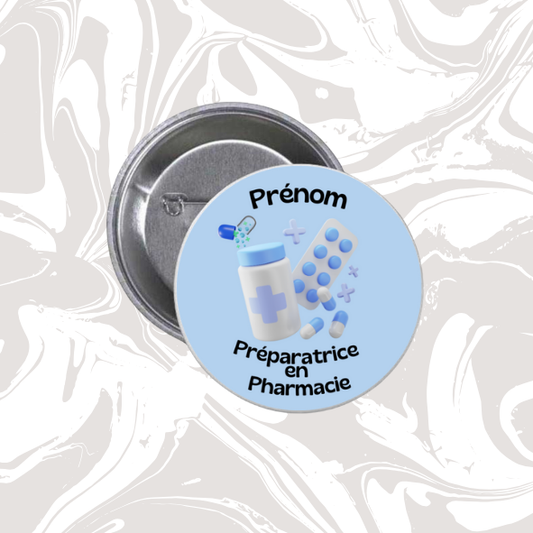👉 Badge personnalisable – Préparatrice en Pharmacie 💊